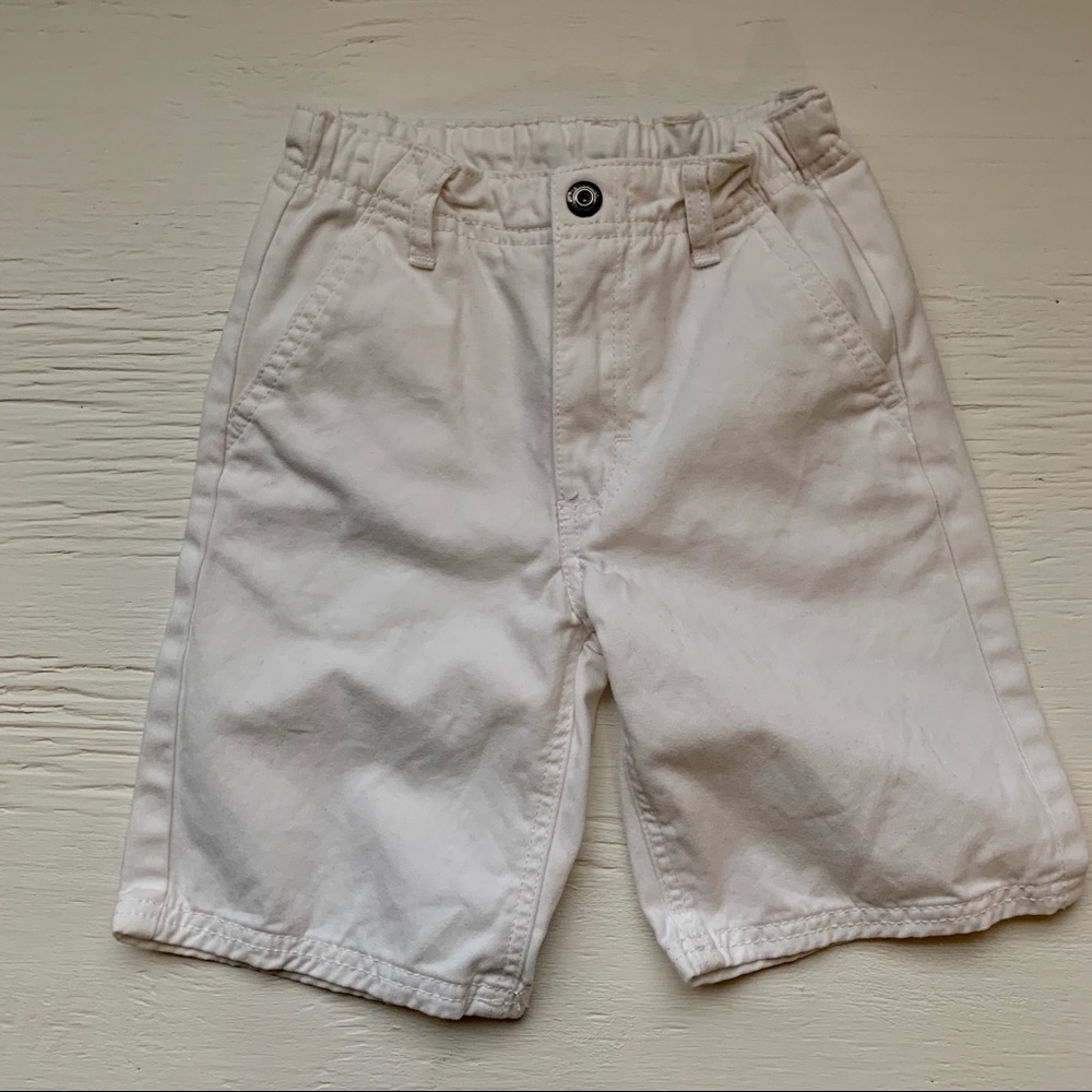 Calvin Klein Flat from dress shorts size 5